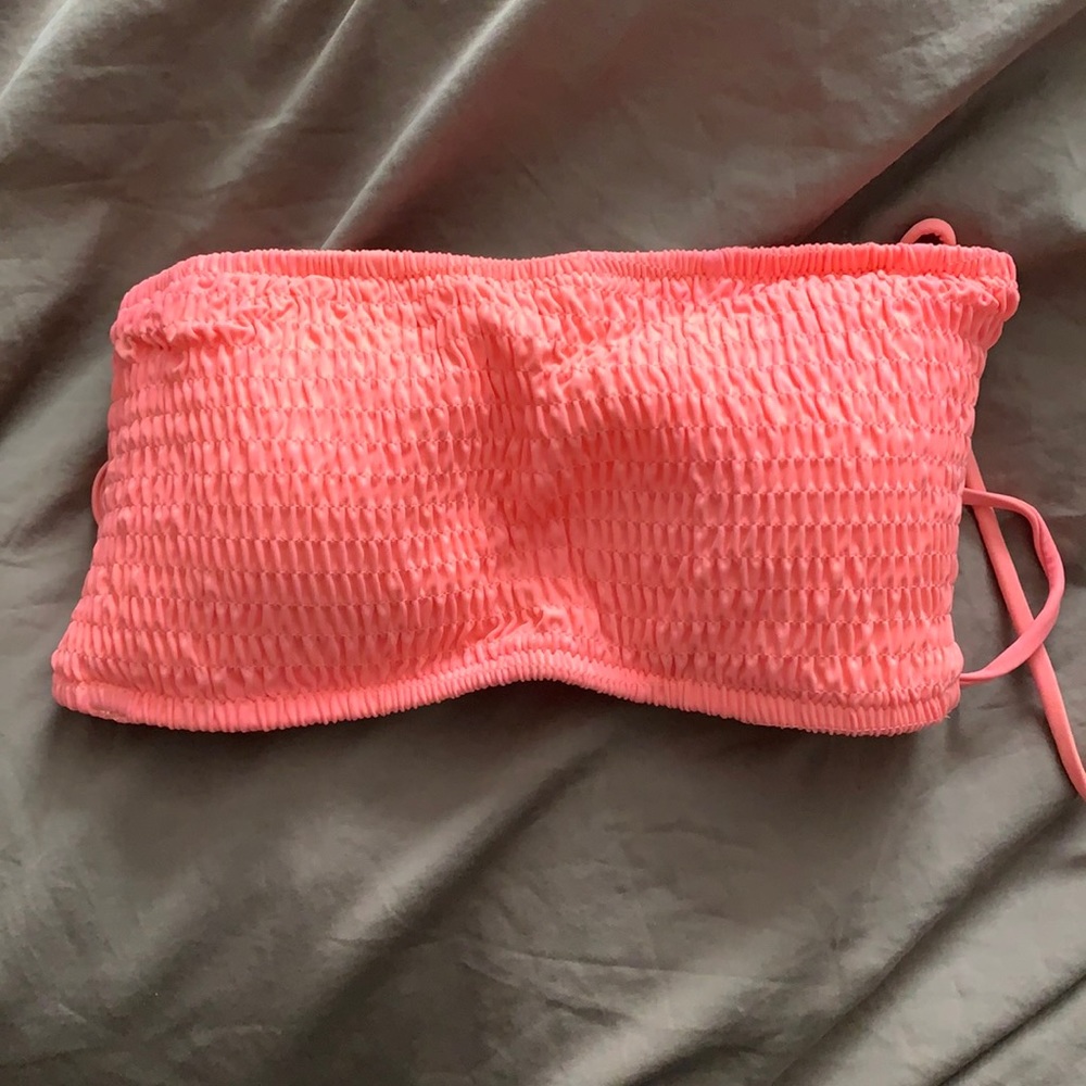 Victoria’s secret bathing suit top